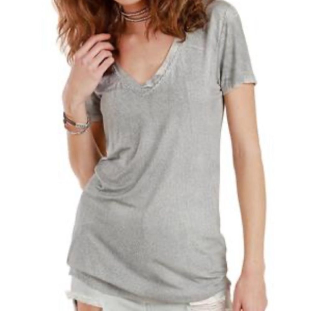 POL Gray Short Sleeve V Crochet Neck Tunic Tee T Shirt Top M